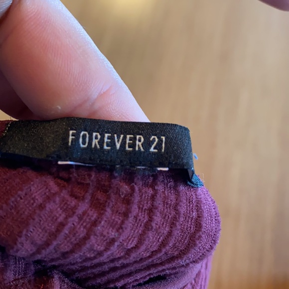 Forever 21 Crop Top - Picture 3 of 3